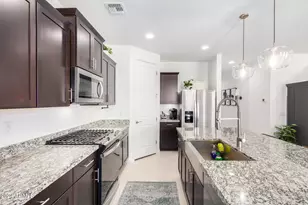 17406 W Red Fox Rd, Surprise, AZ 85387 - Photo 9