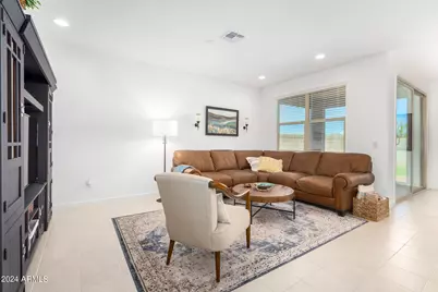 17406 W Red Fox Road, Surprise, AZ 85387 - Photo 7