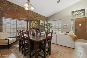 2570 W Shannon Ct, Chandler, AZ 85224 - Photo 15