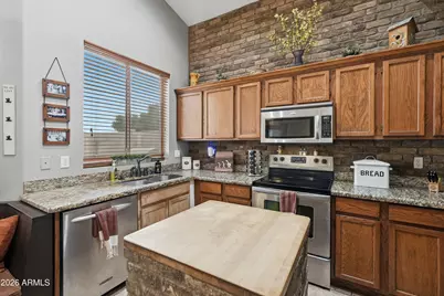 2570 W Shannon Court, Chandler, AZ 85224 - Photo 9