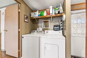 18420 S Frontier Rd, Peeples Valley, AZ 86332 - Photo 19