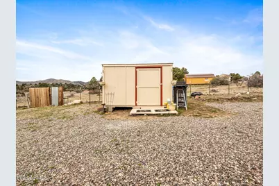 18420 S Frontier Road, Peeples Valley, AZ 86332 - Photo 9