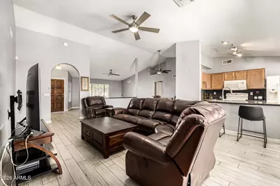 8851 W Keim Drive, Glendale, AZ 85305 - Photo 11