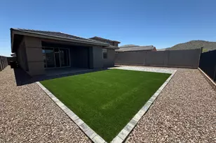 13392 W Eagle Feather Rd, Peoria, AZ 85383 - Photo 15