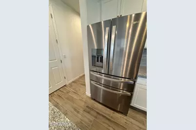 13392 W Eagle Feather Road, Peoria, AZ 85383 - Photo 11