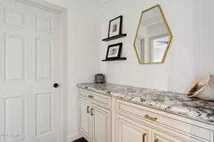 6119 E Carnation Cir, Phoenix, AZ 85018 - Photo 27