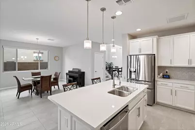 8926 W Denton Lane, Glendale, AZ 85305 - Photo 13
