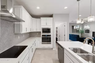 8926 W Denton Ln, Glendale, AZ 85305 - Photo 11