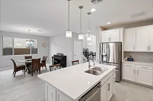 8926 W Denton Ln, Glendale, AZ 85305 - Photo 15