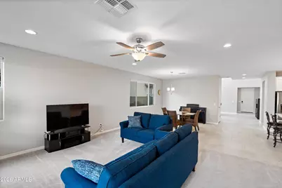 8926 W Denton Lane, Glendale, AZ 85305 - Photo 19