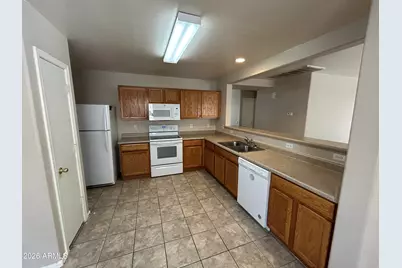 16152 W Calavar Road, Surprise, AZ 85379 - Photo 3