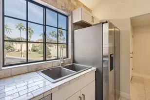 2931 E Rose Ln, Phoenix, AZ 85016 - Photo 7