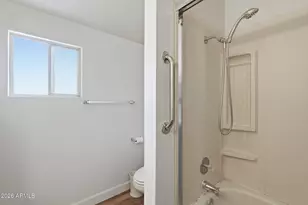 4530 E Rhonda Dr, Phoenix, AZ 85018 - Photo 21