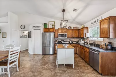 2019 E Butler Street, Chandler, AZ 85225 - Photo 13