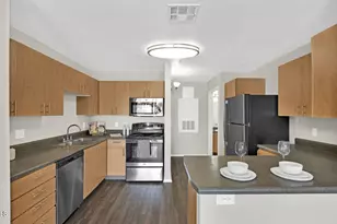 5611 S 32nd St, Phoenix, AZ 85040 - Photo 7