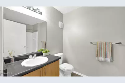 5611 S 32nd Street #2, Phoenix, AZ 85040 - Photo 11