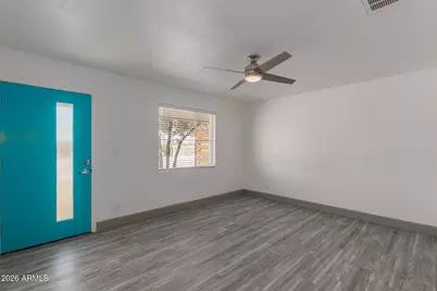 10002 N 18th Avenue, Phoenix, AZ 85021 - Photo 9