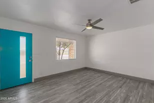 10002 N 18th Ave, Phoenix, AZ 85021 - Photo 9