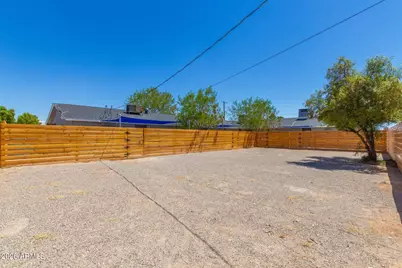 10002 N 18th Avenue, Phoenix, AZ 85021 - Photo 21