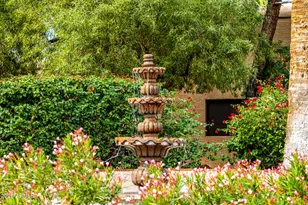 8100 E Camelback Rd, Scottsdale, AZ 85251 - Photo 35