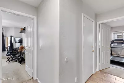 936 E Montoya Lane, Phoenix, AZ 85024 - Photo 13