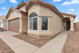 936 E Montoya Ln, Phoenix, AZ 85024 - Photo 5