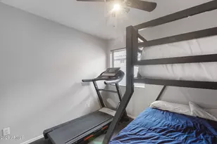 936 E Montoya Ln, Phoenix, AZ 85024 - Photo 9