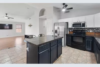 936 E Montoya Lane, Phoenix, AZ 85024 - Photo 23