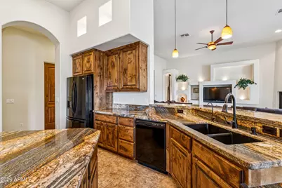 10426 Greenway Street, Mesa, AZ 85207 - Photo 17