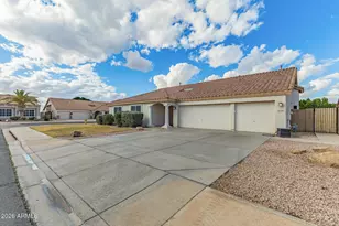 8038 W Acapulco Ln, Peoria, AZ 85381 - Photo 3