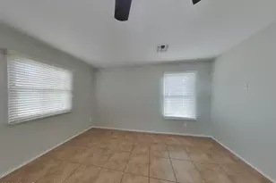 2323 E Grenadine Rd, Phoenix, AZ 85040 - Photo 19