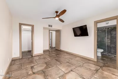 14027 N 30th Drive, Phoenix, AZ 85053 - Photo 11