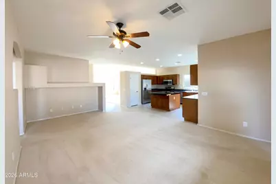 18236 N Jameson Drive, Maricopa, AZ 85138 - Photo 9