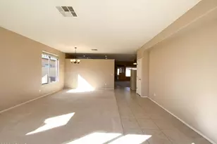 18236 N Jameson Dr, Maricopa, AZ 85138 - Photo 7