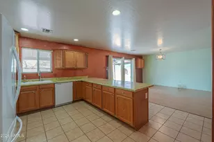 158 N Sycamore St, Florence, AZ 85132 - Photo 9