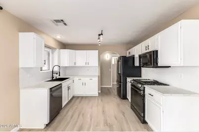 1721 N 127th Avenue, Avondale, AZ 85392 - Photo 11