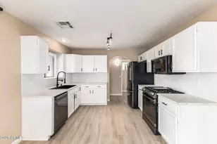 1721 N 127th Ave, Avondale, AZ 85392 - Photo 11