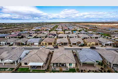 24697 N 174th Lane, Surprise, AZ 85387 - Photo 31