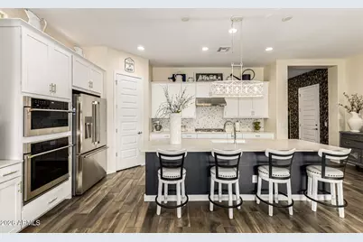 24697 N 174th Lane, Surprise, AZ 85387 - Photo 7