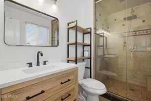 6314 W Lawrence Ln, Glendale, AZ 85302 - Photo 9