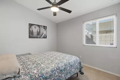 6314 W Lawrence Lane, Glendale, AZ 85302 - Photo 11