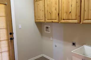 8081 S Fairfield Cir, Hereford, AZ 85615 - Photo 11