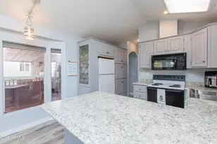 650 N Hawes Rd, Mesa, AZ 85207 - Photo 13