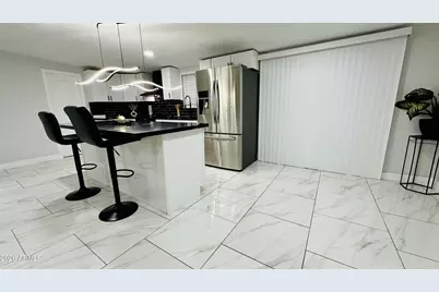 3301 E Palm Lane E, Phoenix, AZ 85008 - Photo 3