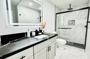 3301 E Palm Ln E, Phoenix, AZ 85008 - Photo 13