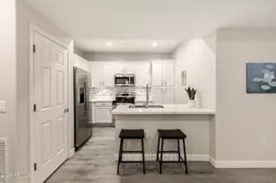 3935 E Rough Rider Rd, Phoenix, AZ 85050 - Photo 9