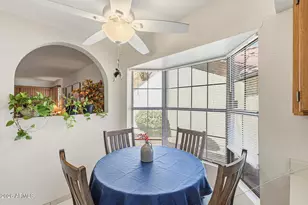 12238 S Shoshoni Dr, Phoenix, AZ 85044 - Photo 7