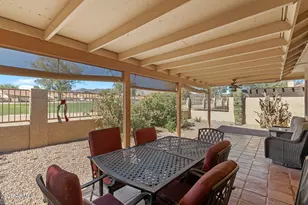 12238 S Shoshoni Dr, Phoenix, AZ 85044 - Photo 1
