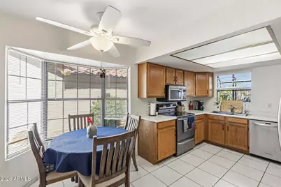12238 S Shoshoni Drive, Phoenix, AZ 85044 - Photo 5