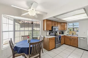 12238 S Shoshoni Dr, Phoenix, AZ 85044 - Photo 5